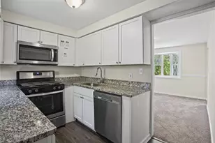 8018 Lincoln Rd, Pittsburgh, PA 15147 - Photo 10