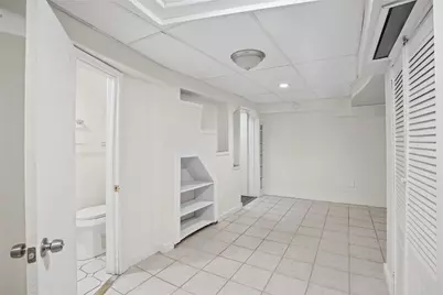8018 Lincoln Rd, Pittsburgh, PA 15147 - Photo 30