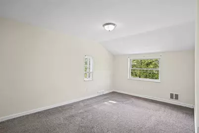 8018 Lincoln Rd, Pittsburgh, PA 15147 - Photo 16