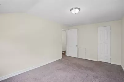 8018 Lincoln Rd, Pittsburgh, PA 15147 - Photo 18