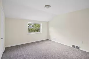 8018 Lincoln Rd, Pittsburgh, PA 15147 - Photo 20