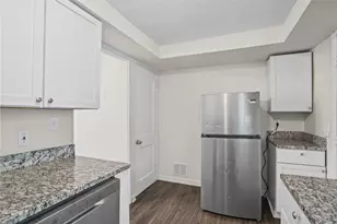 8018 Lincoln Rd, Pittsburgh, PA 15147 - Photo 12