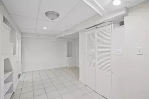 8018 Lincoln Rd, Pittsburgh, PA 15147 - Photo 30