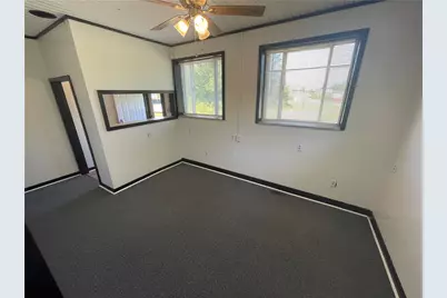 10 Rhoda St, Suite A & B, Farrell, PA 16121 - Photo 8