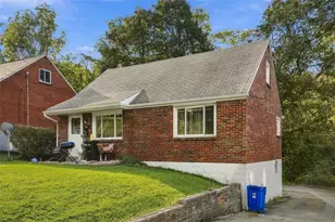 201 Key Dr, Pittsburgh, PA 15235 - Photo 2