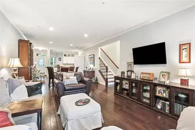 2041 Connecticut Lane, Pittsburgh, PA 15143 - Photo 14