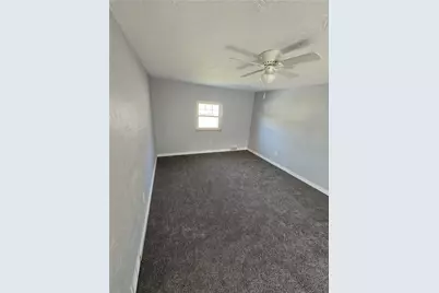 611 W Sutter Rd, Pittsburgh, PA 15116 - Photo 18