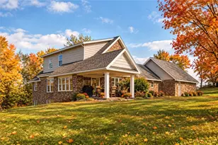160 S Benbrook Rd, Center Township, PA 16001 - Photo 2
