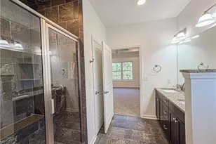 2045 Cool Springs Dr, Bethel Park, PA 15234 - Photo 34