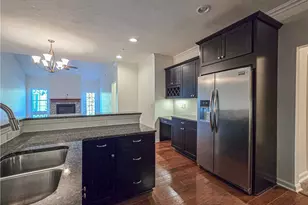 2045 Cool Springs Dr, Bethel Park, PA 15234 - Photo 8