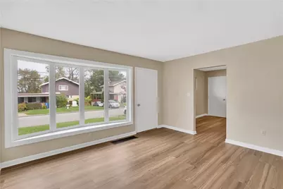 415 Dunbar Drive, Wilkins Township, PA 15235 - Photo 6