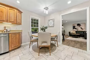 243 Cornwall Dr, Pittsburgh, PA 15238 - Photo 16