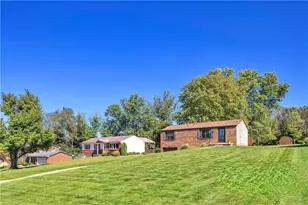 3294 Mayer Dr, Murrysville, PA 15668 - Photo 2