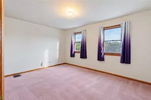555 Peter St, Verona, PA 15147 - Photo 18