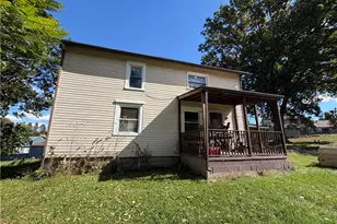 11 Kepple Rd, Hyde Park, PA 15656 - Photo 2