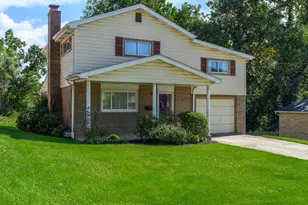 105 Opal Ct, Harrison Township, PA 15065 - Photo 4