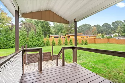 323 Crestview Dr, Donegal, PA 15610 - Photo 20