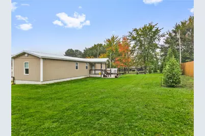 323 Crestview Dr, Donegal, PA 15610 - Photo 18