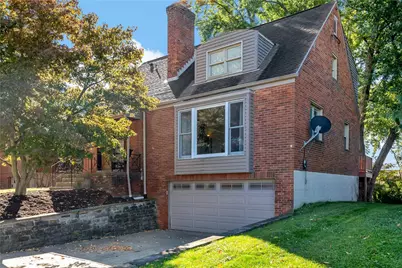 430 Summit Drive, Pittsburgh, PA 15228 - Photo 2