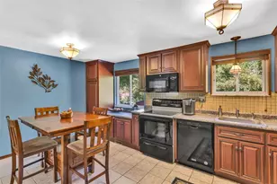 820 Niagara Dr, North Huntingdon, PA 15642 - Photo 8