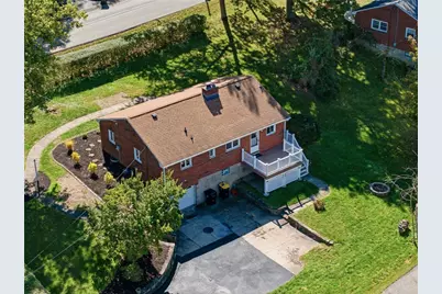 2400 Milford Dr, Bethel Park, PA 15102 - Photo 34
