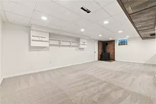 2400 Milford Dr, Bethel Park, PA 15102 - Photo 26
