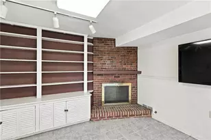 2473 Hampton Ave, Hampton, PA 15101 - Photo 20