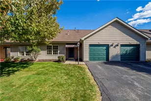 1407 Greenbriar Ct, South Park, PA 15129 - Photo 1