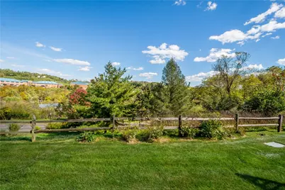1407 Greenbriar Ct, South Park, PA 15129 - Photo 32