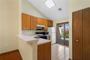 1407 Greenbriar Ct, South Park, PA 15129 - Photo 12