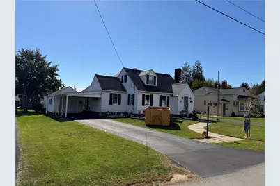 303 W Elizabeth St, Neshannock Township, PA 16105 - Photo 2