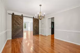 2446 Dogwood Dr, Pittsburgh, PA 15090 - Photo 14