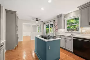 2446 Dogwood Dr, Pittsburgh, PA 15090 - Photo 18