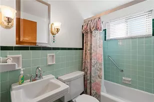 339 Iroquois Ave, Pittsburgh, PA 15237 - Photo 10