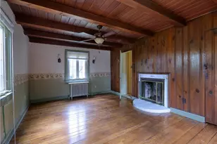 102 Hillcrest Ave, Chippewa Township, PA 15010 - Photo 6