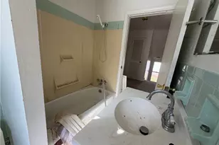 111 1st St, Bentleyville, PA 15314 - Photo 20