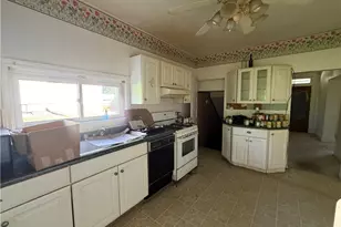 111 1st St, Bentleyville, PA 15314 - Photo 12