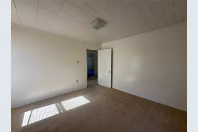 111 1st St, Bentleyville, PA 15314 - Photo 18