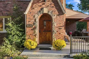231 Atlanta Dr, Pittsburgh, PA 15228 - Photo 8