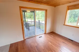 101 2nd St, Jefferson Township, PA 15344 - Photo 8