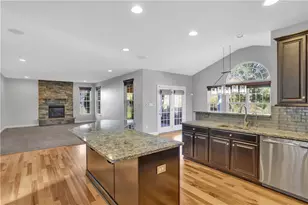 2084 Majestic Dr, North Strabane, PA 15317 - Photo 12