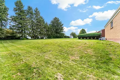 111 Teal, Kennedy Township, PA 15136 - Photo 16