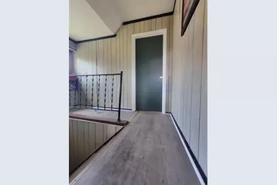 29 SE Maytide St, Pittsburgh, PA 15227 - Photo 24