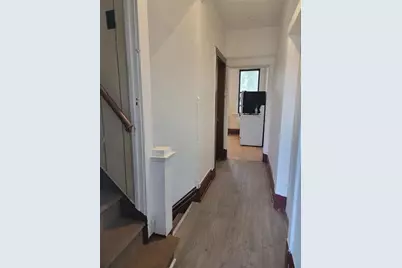 29 SE Maytide St, Pittsburgh, PA 15227 - Photo 12
