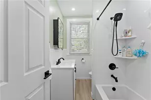1929 W Beckert Ave, Pittsburgh, PA 15212 - Photo 18
