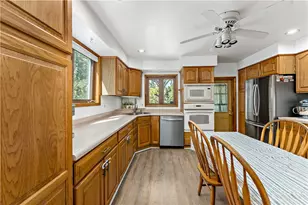 1929 W Beckert Ave, Pittsburgh, PA 15212 - Photo 8