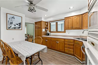1929 W Beckert Ave, Pittsburgh, PA 15212 - Photo 10