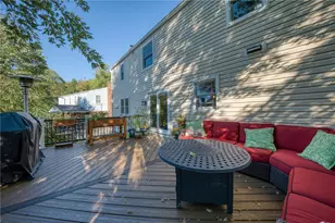 5124 Meadowridge Ln, Hampton, PA 15044 - Photo 6