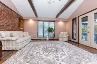 57 Norfolk Dr, Robinson Twp, PA 15108 - Photo 10
