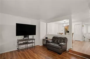 127 Spruce Ct, Ross Twp, PA 15229 - Photo 12